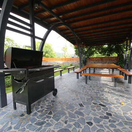 โฟร์ซีซั่น วิลลา Villa ย่านเมืองเก่าเฮ้งชุน ภายนอก รูปภาพ