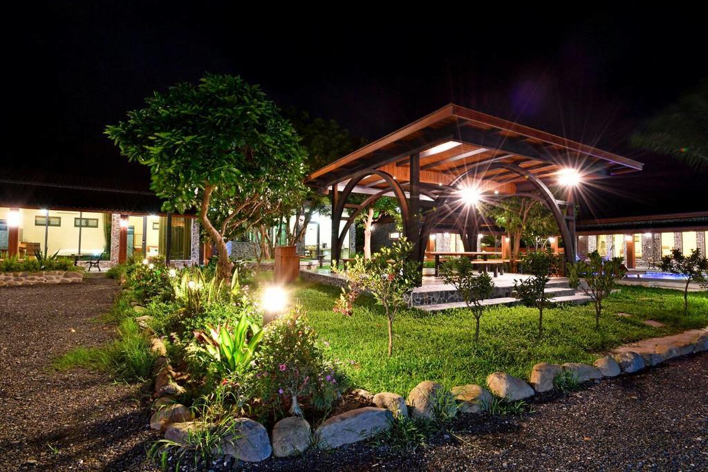 โฟร์ซีซั่น วิลลา Villa ย่านเมืองเก่าเฮ้งชุน ภายนอก รูปภาพ